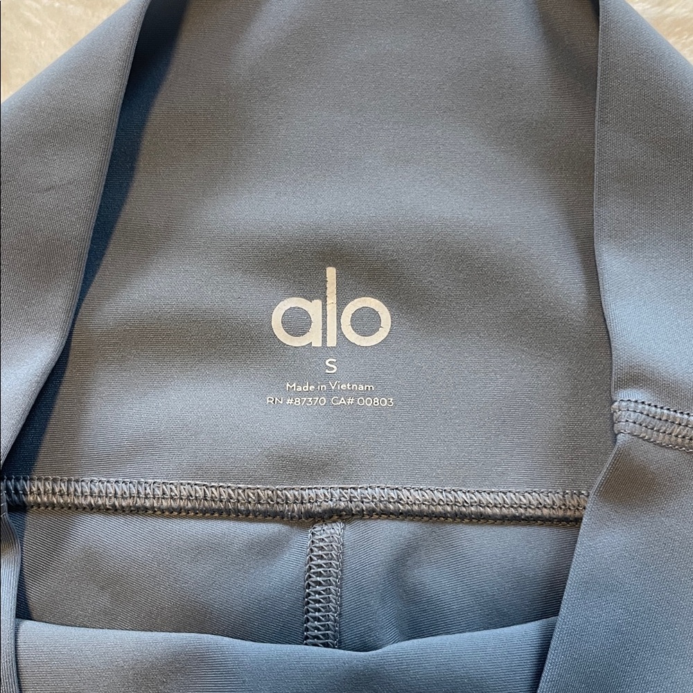 ALO Yoga Steel Blue High-Waist Leggings - Picture 4 of 5